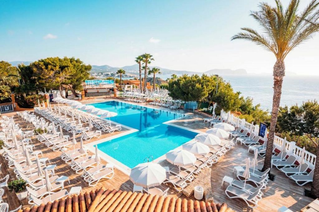 Cala Martina by LLUM hotel en Ibiza con niÃ±os