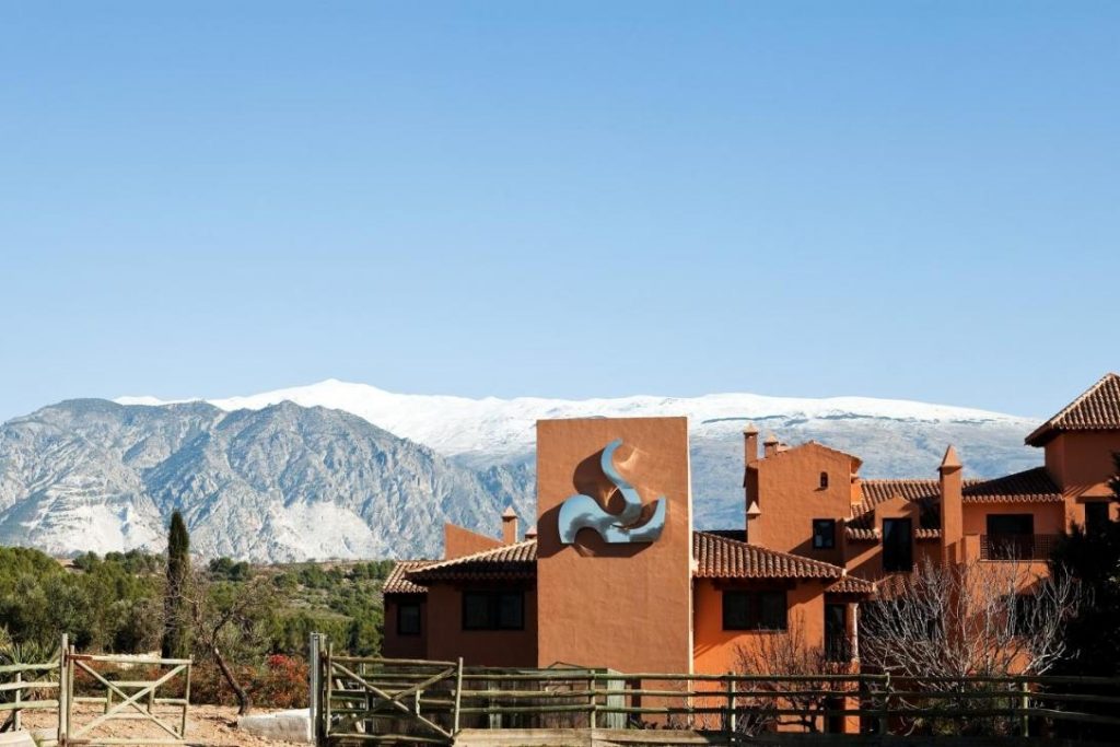 Hotel & Winery SeÃ±orÃ­o de Nevada hotel familiar en Granada