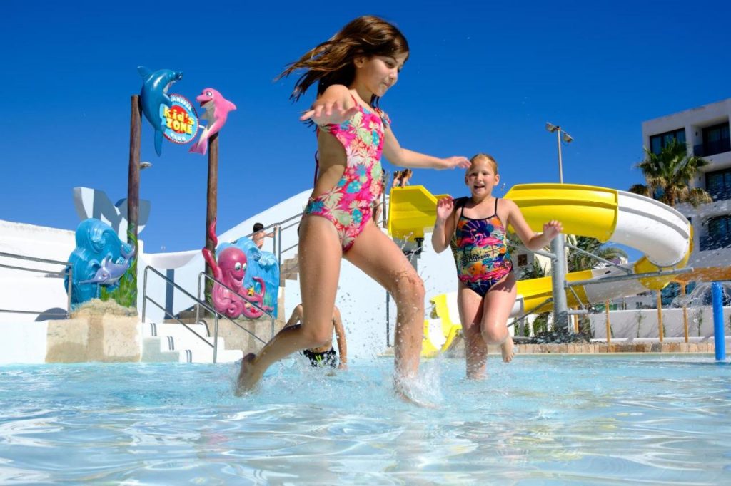 ▷ Los 15 mejores hoteles en Ibiza para ir con niños en 2022