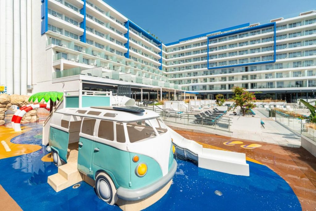 L'Azure Hotel 4* Sup hotel para niÃ±os en Lloret de Mar