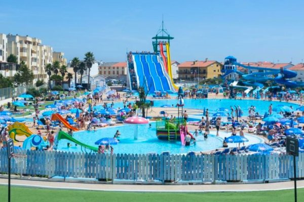 Hotel Cristal Vieira Praia & Spa resort con parque acuatico en Portugal